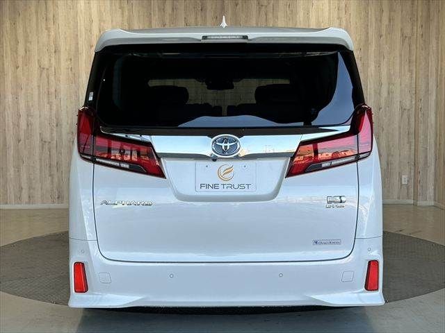 TOYOTA ALPHARD hybrid 4WD 2020