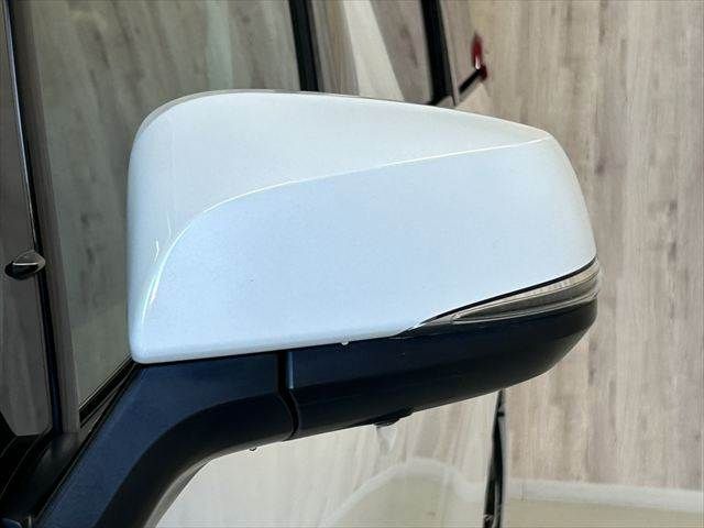 TOYOTA ALPHARD hybrid 4WD 2020