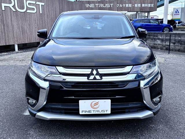 MITSUBISHI OUTLANDER 4WD 2016