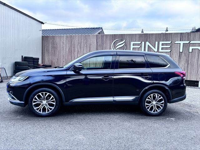 MITSUBISHI OUTLANDER 4WD 2016