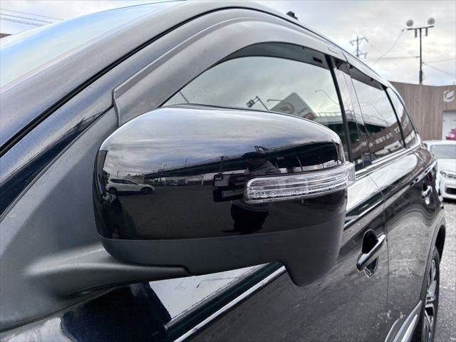 MITSUBISHI OUTLANDER 4WD 2016