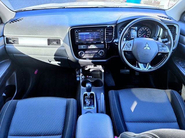 MITSUBISHI OUTLANDER 4WD 2015