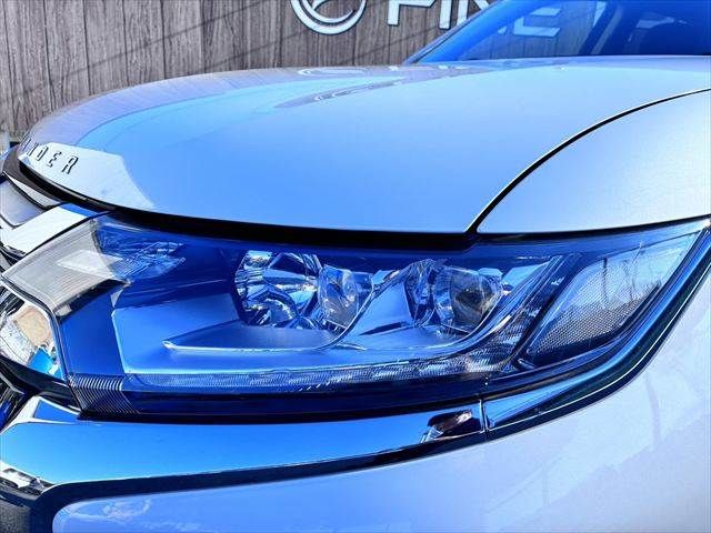 MITSUBISHI OUTLANDER 4WD 2015