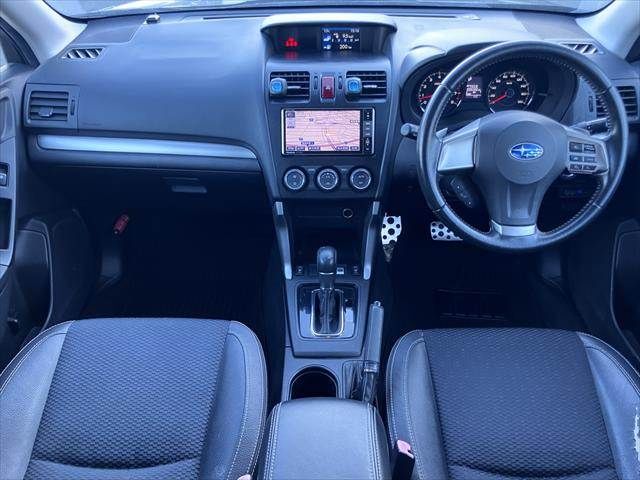 SUBARU FORESTER 2012