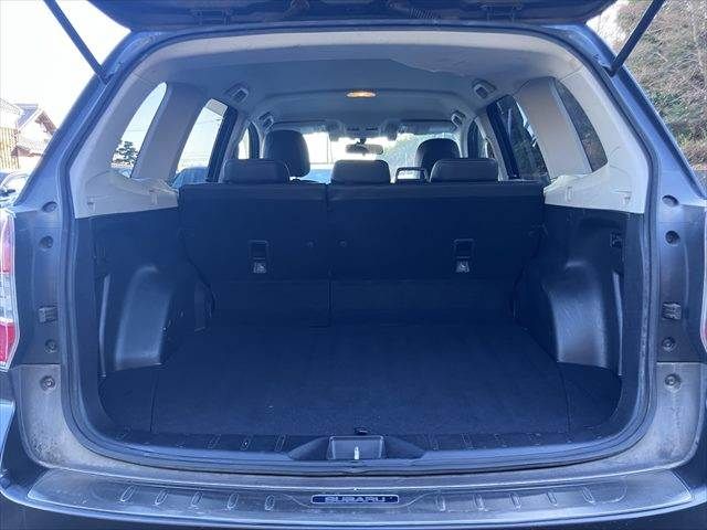 SUBARU FORESTER 2012