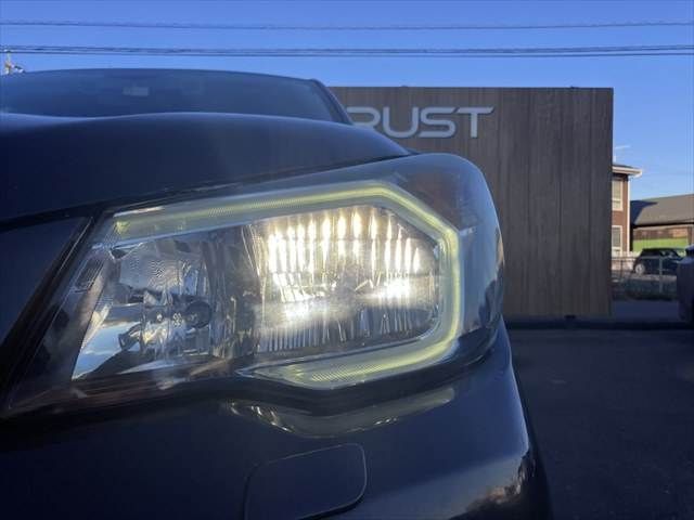 SUBARU FORESTER 2012