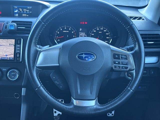 SUBARU FORESTER 2012