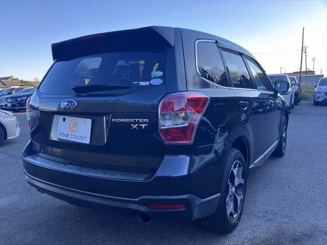 SUBARU FORESTER 2012