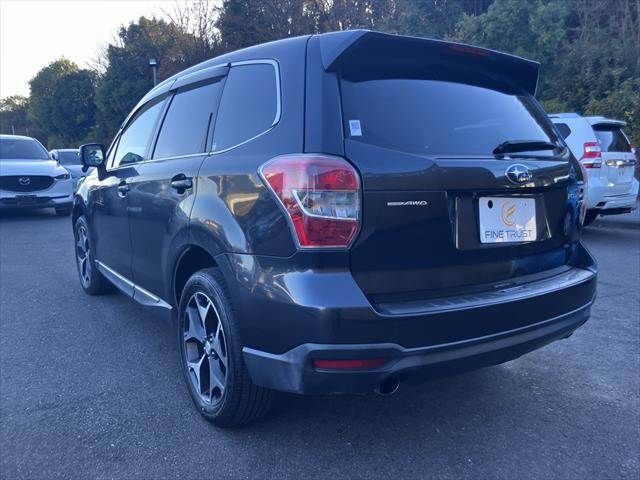 SUBARU FORESTER 2012