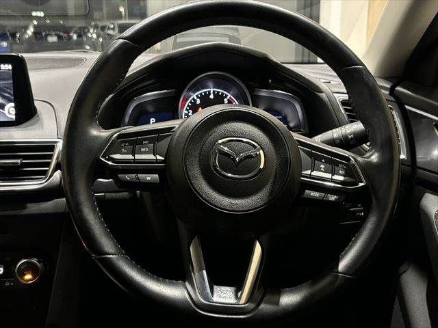 MAZDA AXELA SPORTS 2017