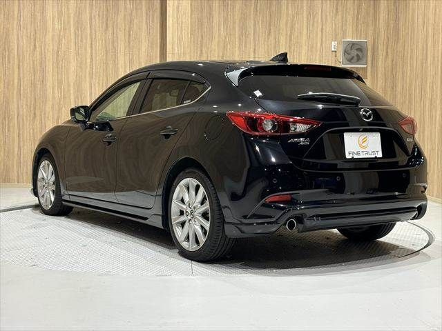 MAZDA AXELA SPORTS 2017