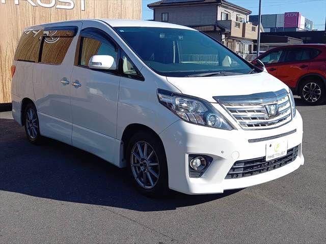 TOYOTA ALPHARD 2013