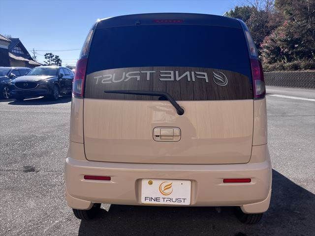 SUZUKI MR WAGON 2011