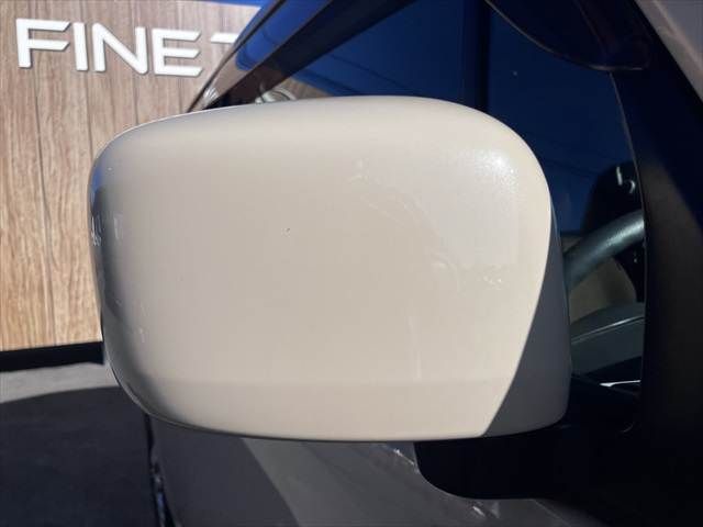 SUZUKI MR WAGON 2011