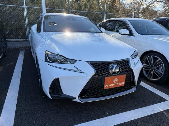 TOYOTA LEXUS IS300h 2017