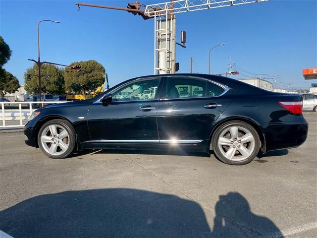 TOYOTA LEXUS LS460 2008