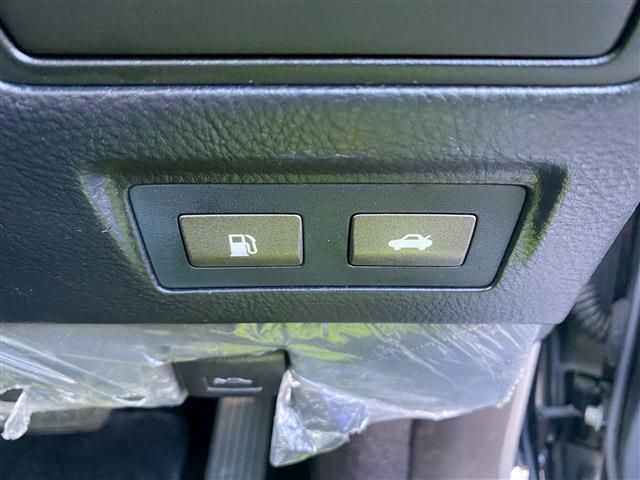 TOYOTA LEXUS LS460 2008