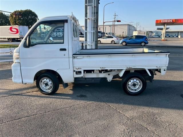 DAIHATSU HIJET truck 2012