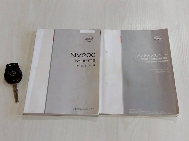 NISSAN NV200 VANETTE van 2012