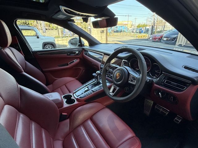 PORSCHE PORSCHE Macan 2021