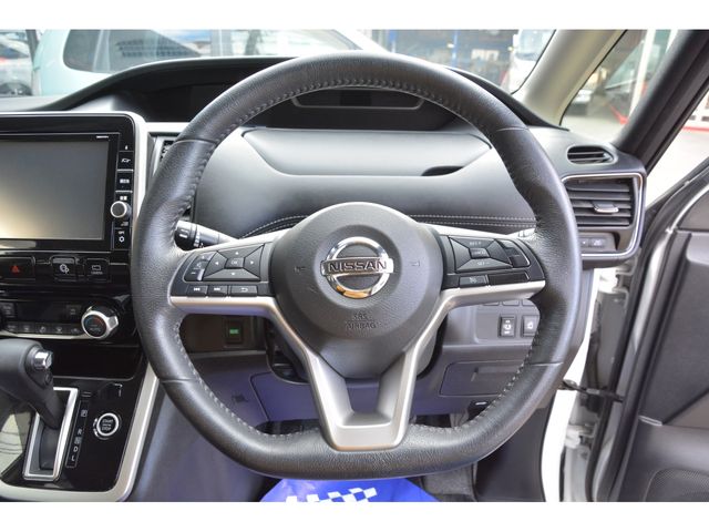 NISSAN SERENA  S-HYBRID 2019