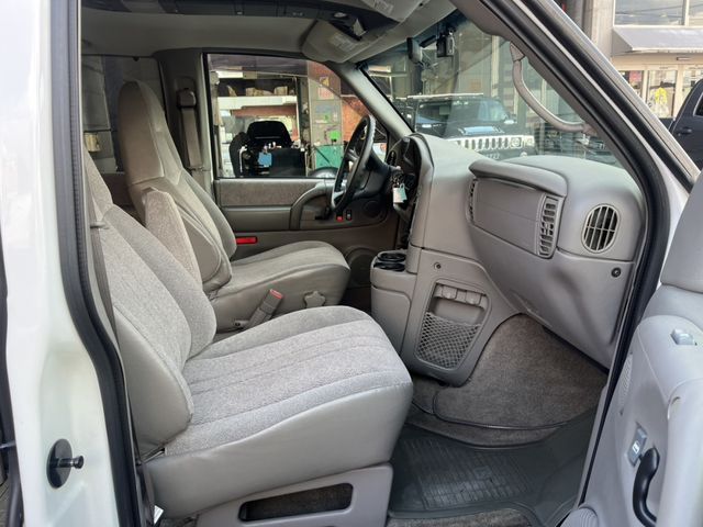 CHEVROLET CHEVROLET ASTRO 4WD 2003