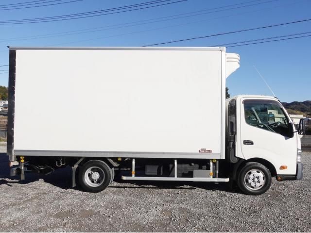 TOYOTA DYNA 2018