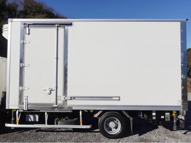 TOYOTA DYNA 2018