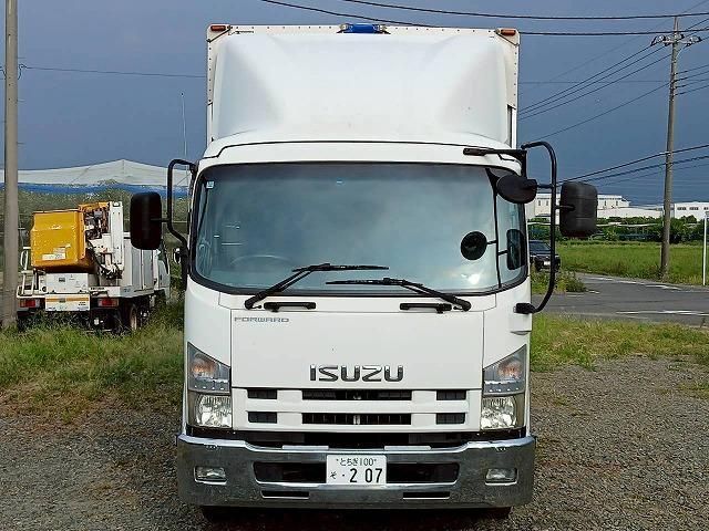 ISUZU FORWARD 2012