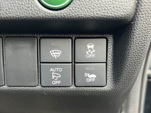 HONDA FIT HYBRID 2016