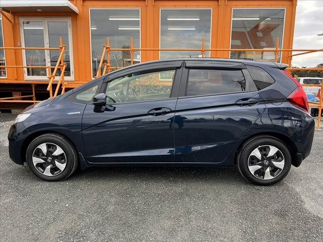 HONDA FIT HYBRID 2016