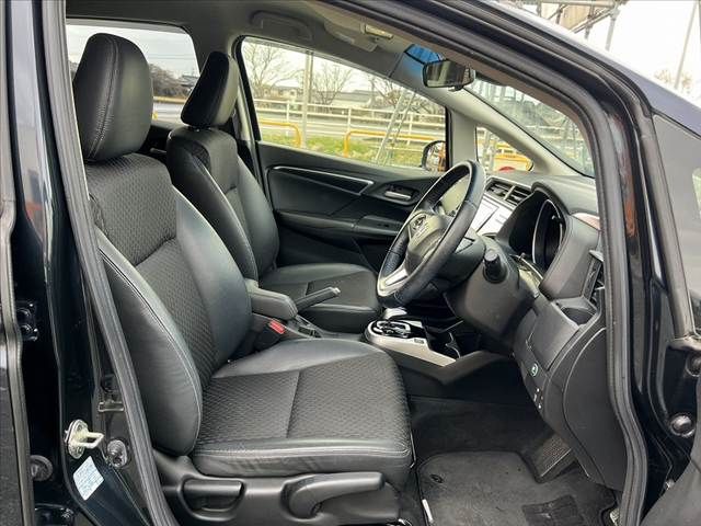 HONDA FIT HYBRID 2016