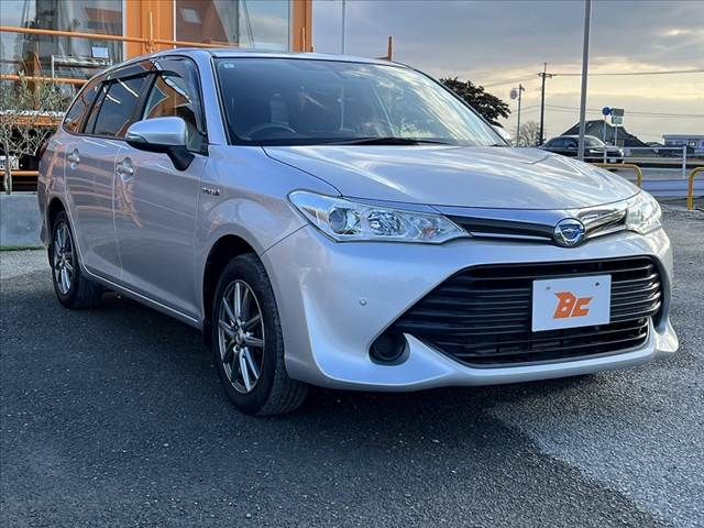 TOYOTA COROLLA FIELDER HYBRID 2017