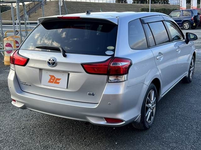 TOYOTA COROLLA FIELDER HYBRID 2017