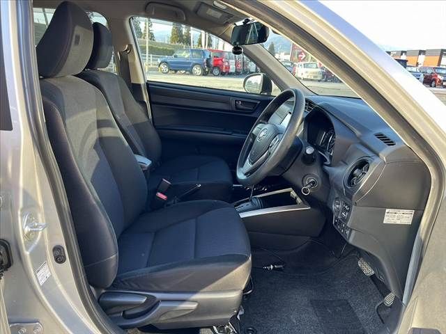 TOYOTA COROLLA FIELDER HYBRID 2017