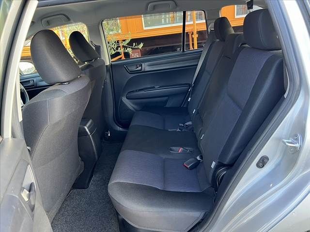 TOYOTA COROLLA FIELDER HYBRID 2017