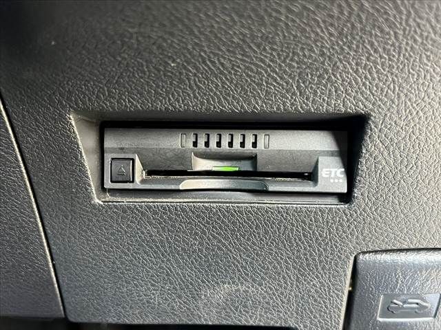 TOYOTA COROLLA FIELDER HYBRID 2017