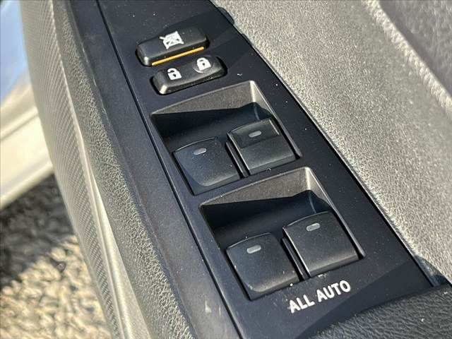 TOYOTA COROLLA FIELDER HYBRID 2017