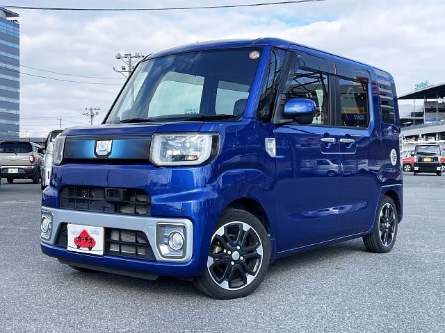 DAIHATSU WAKE 4WD 2014