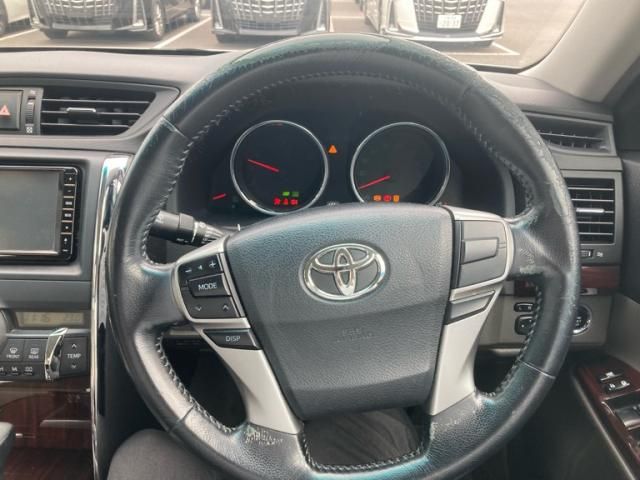TOYOTA MARK X 2009