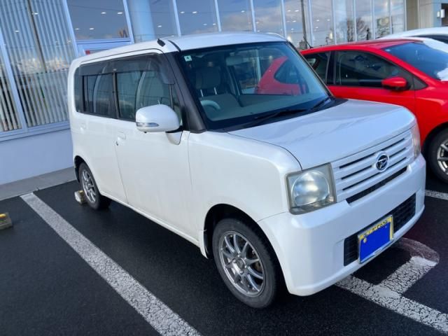 DAIHATSU MOVE CONTE 4WD 2010