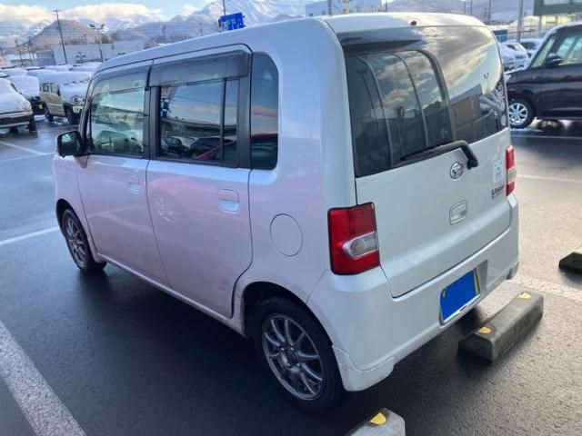 DAIHATSU MOVE CONTE 4WD 2010