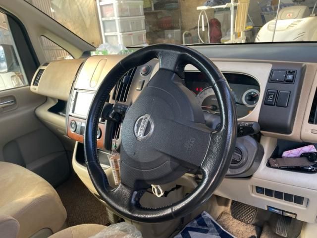 NISSAN SERENA  WG 2005