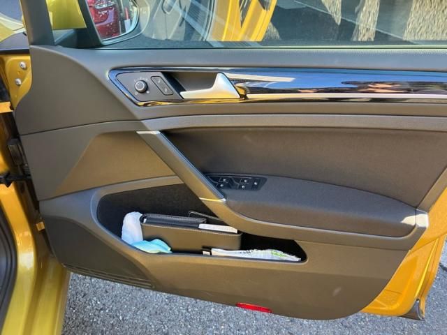 VOLKSWAGEN VOLKSWAGEN GOLF 2019