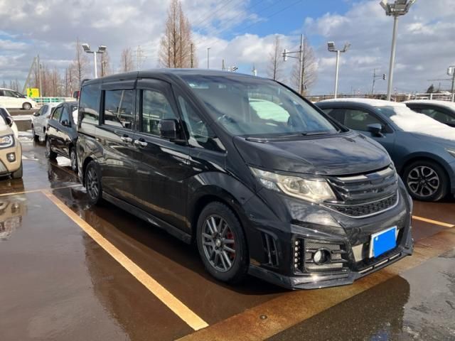 HONDA STEPWAGON SPADA 2015