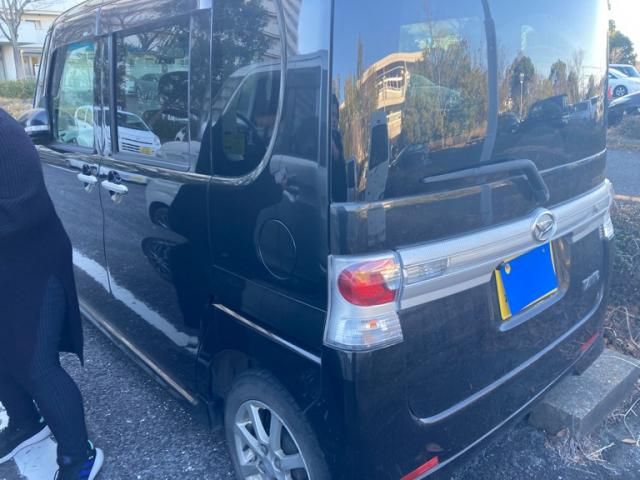 DAIHATSU TANTO CUSTOM 2010