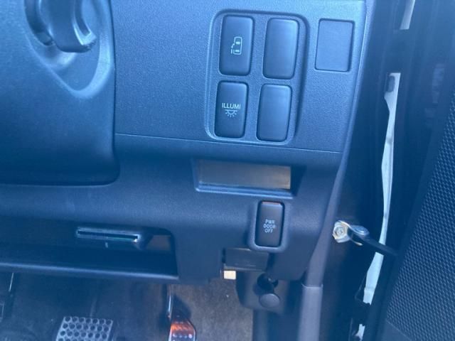 DAIHATSU TANTO CUSTOM 2010