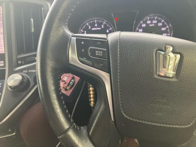 TOYOTA CROWN sedan 4WD 2013