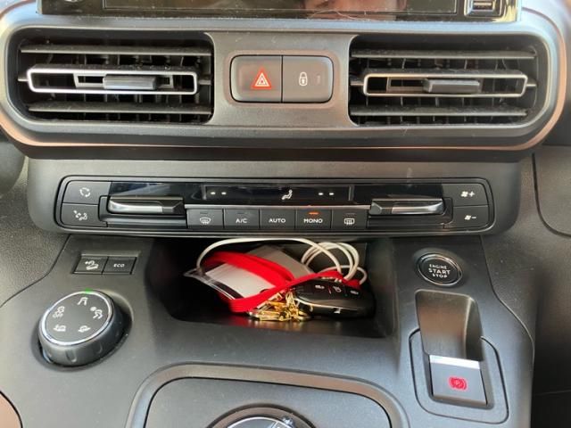 PEUGEOT PEUGEOT RIFTER 2023