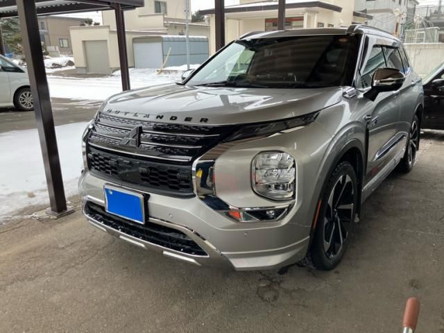 MITSUBISHI OUTLANDER PHEV 2022